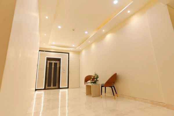 Quiet Guest Floor Corridor with Warm Lighting