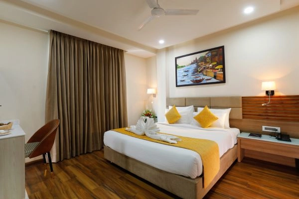 Superior Double Room Side Perspective View