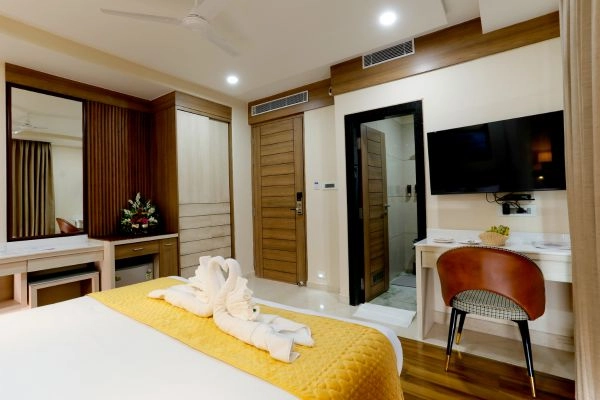 Superior Double Room Full Bedroom Perspective